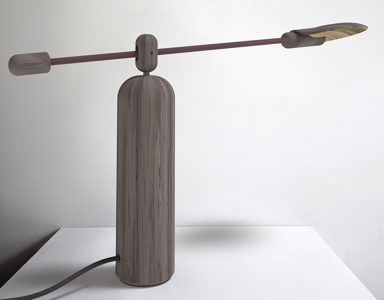 PHOTO: ©Olaf Recht
Paddle Table Lamp, 2016,bois 3d aux accents métalisés et satinés / lampe LED,
H 37 x L 7 0 x Ø 15 cm, série limitée